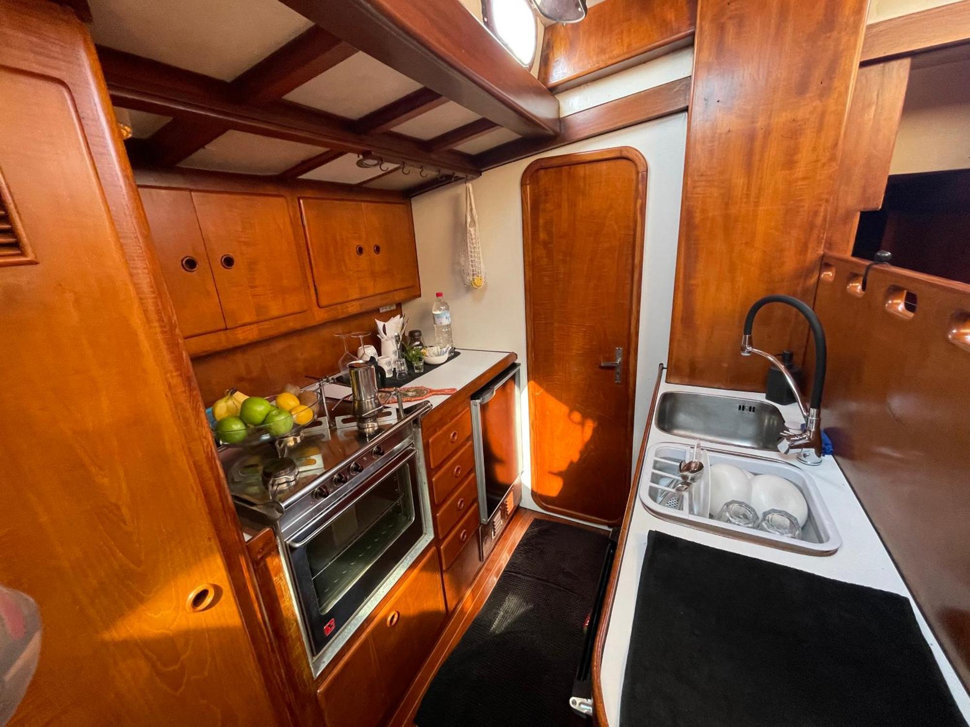 Sailboat On Board Botel *